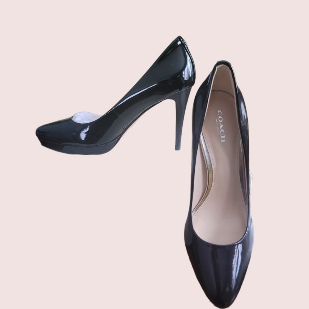 Coach Giovanni Petent Black Pumps